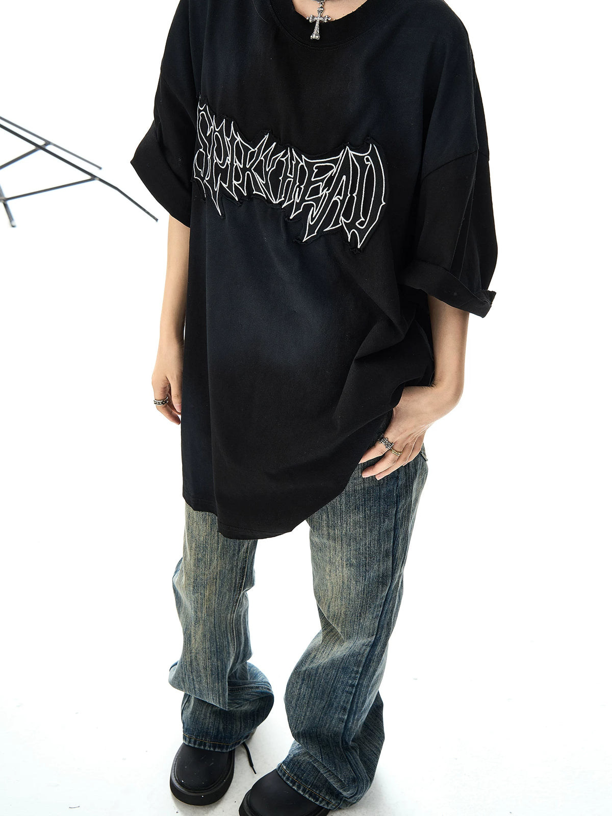 Washed Embroidery Short Sleeved T-Shirt