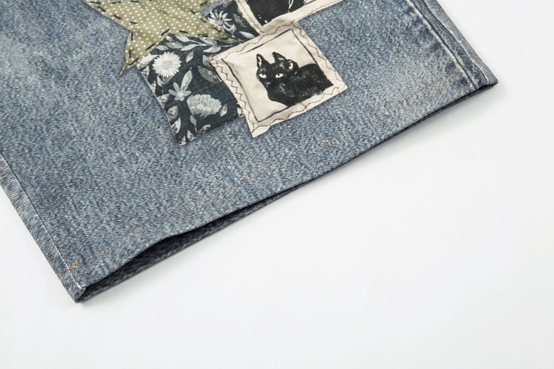Washed Charm Patch Wide Leg Cropped Denim Jeans