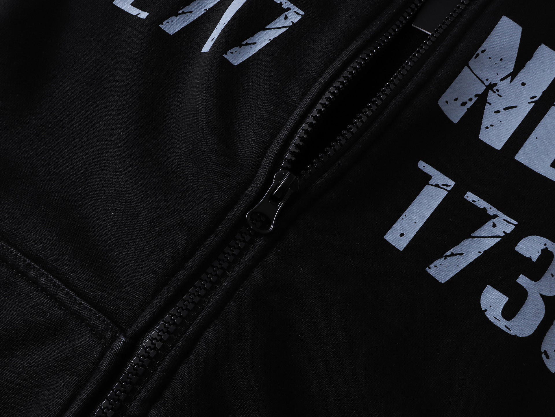 Dirty Washed Logo Print Zipper Hoodie & Dirty Washed Sweatpants Setup
