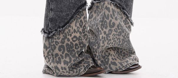 Leopard Print Panel Wide-Leg Jeans
