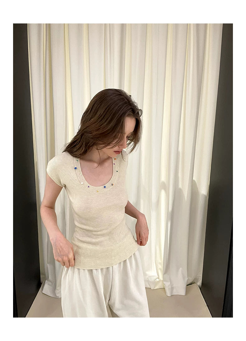 Pearl Design Knit Top