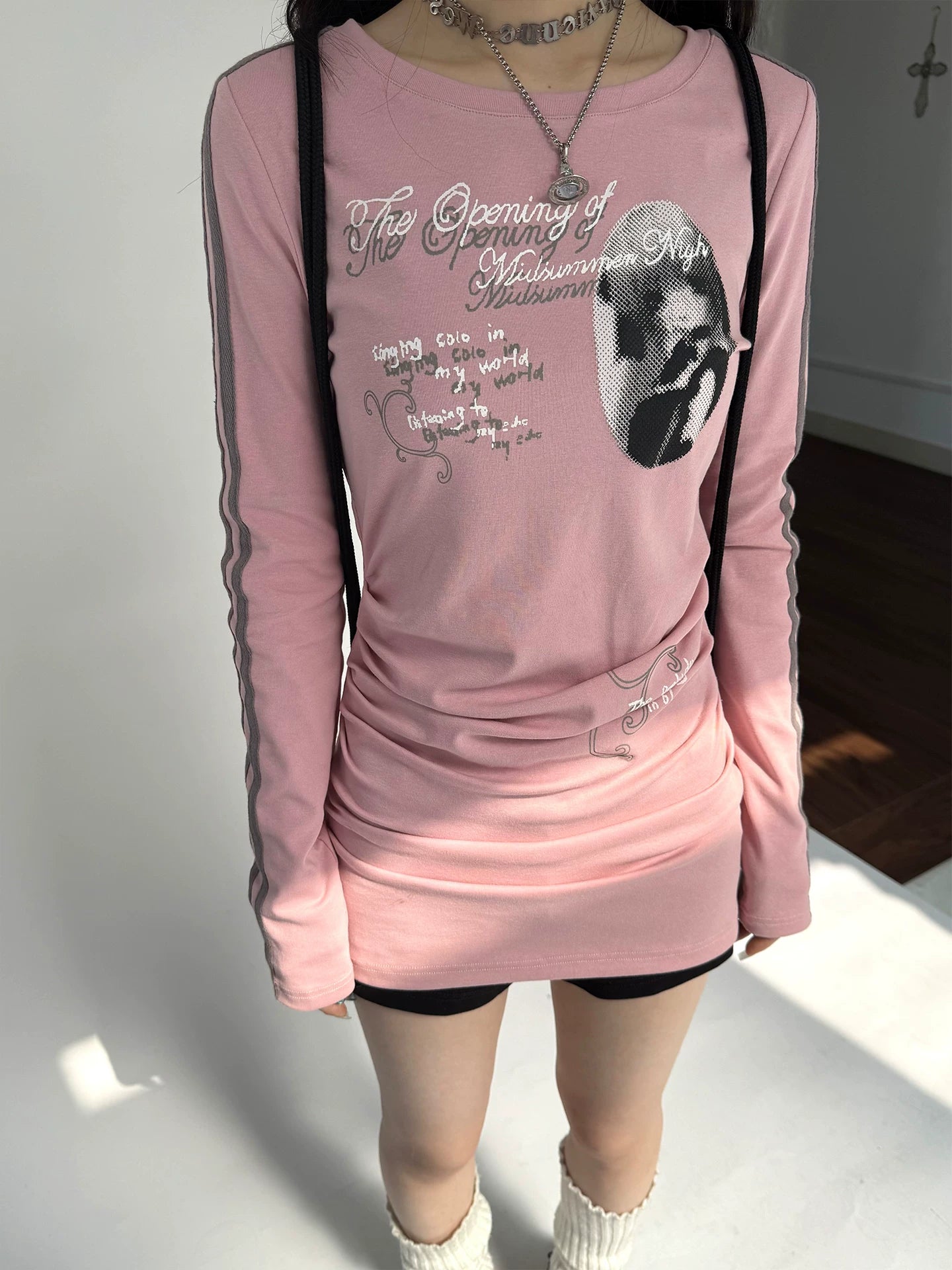 Stripe Sleeve Graphic Print Ruched Fitted Long T-Dress