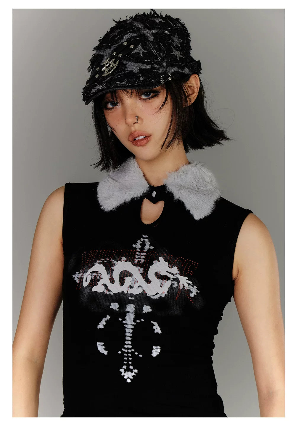 Fake Fur Collar Ribbed Graphic Print Sleeveless T-Shirt