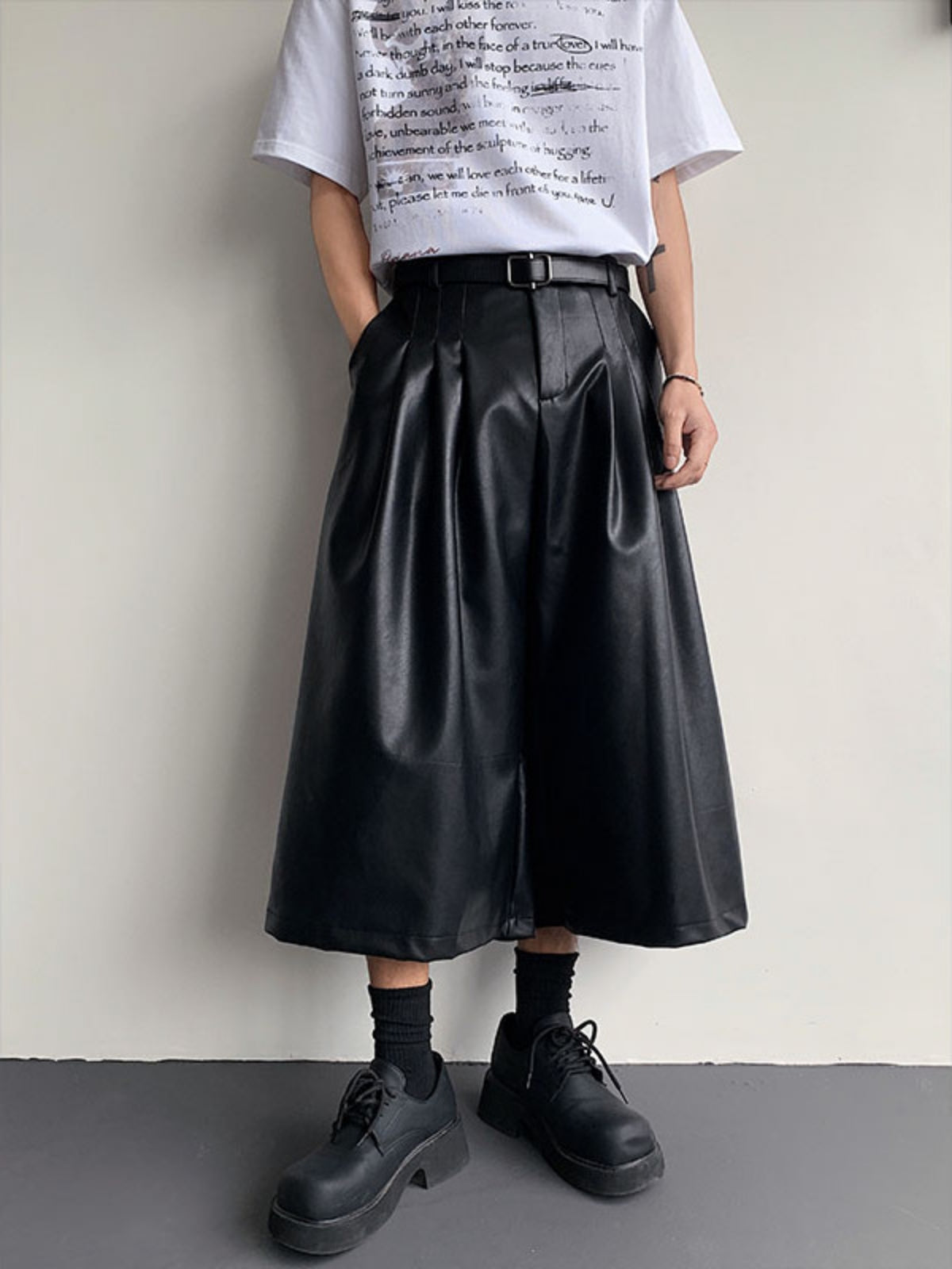 PU Leather Design Balloon Short