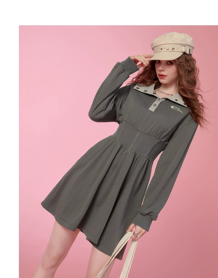 Robe sweat à taille cintrée