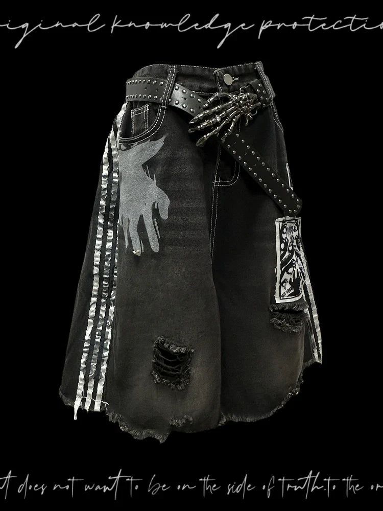 Side Stripe Damage Patch Wide Leg Half Denim Jeans & Skull Belt