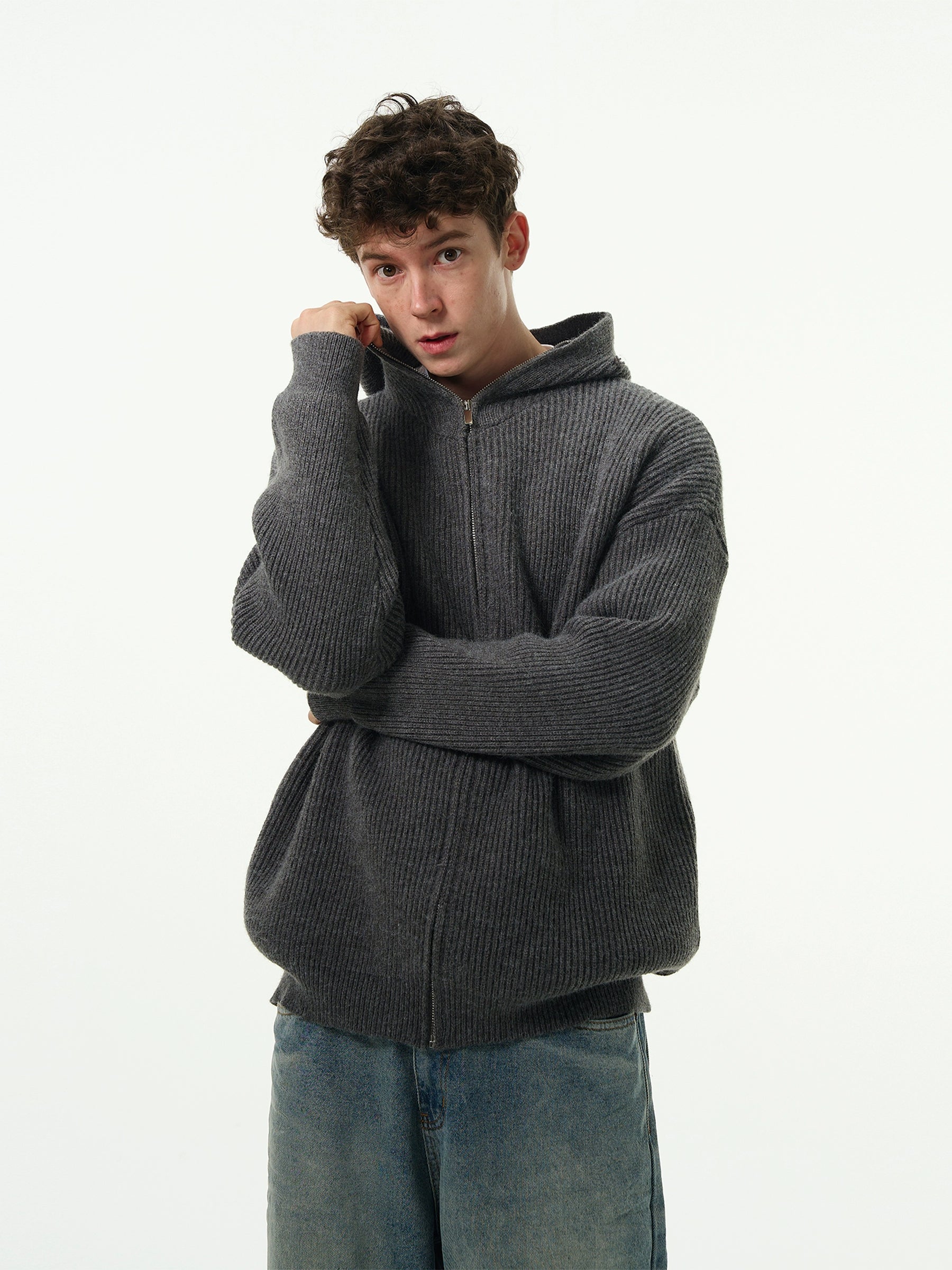 Cardigan en tricot à capuche