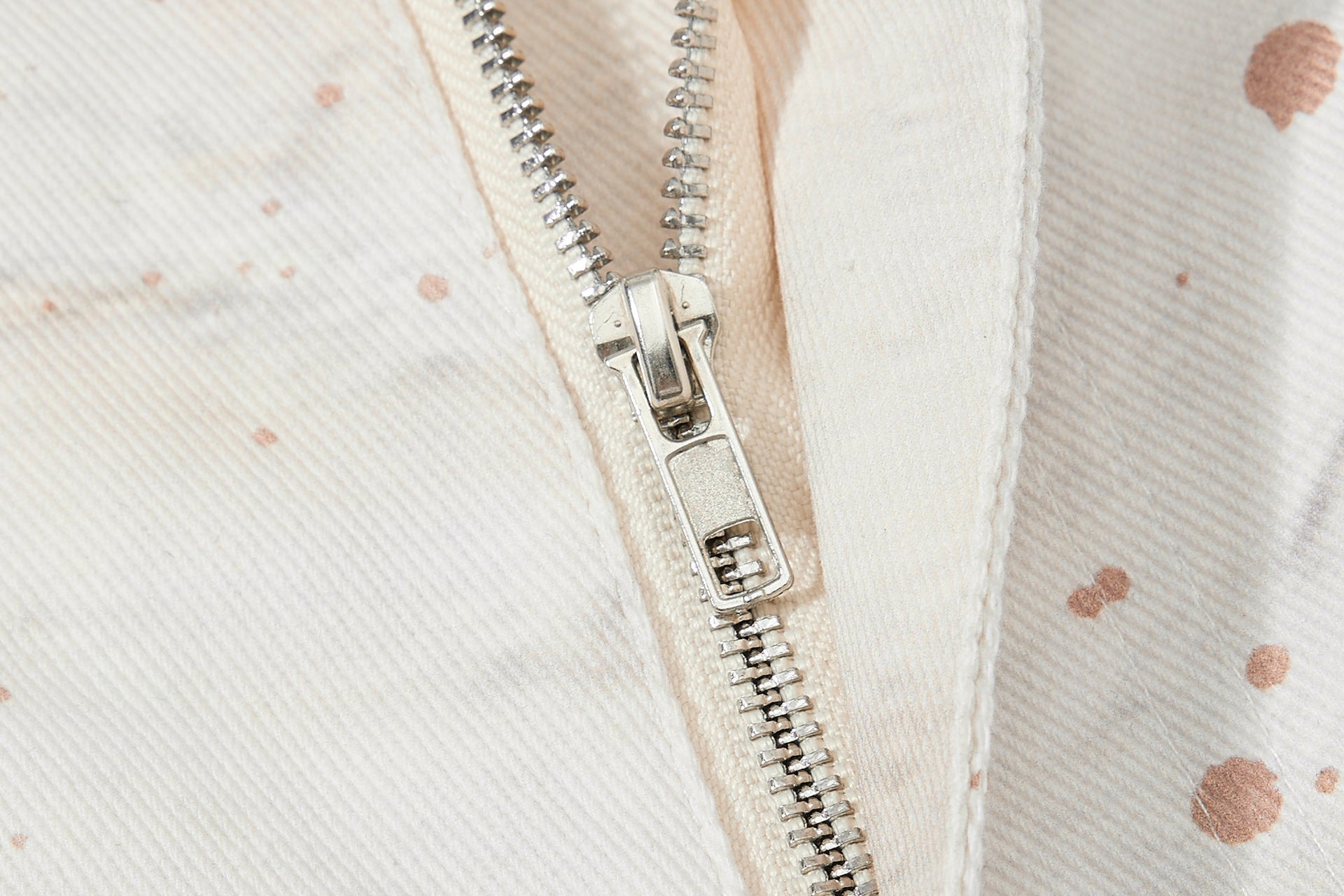 Studs Paint Wing Wide Leg Denim Jeans