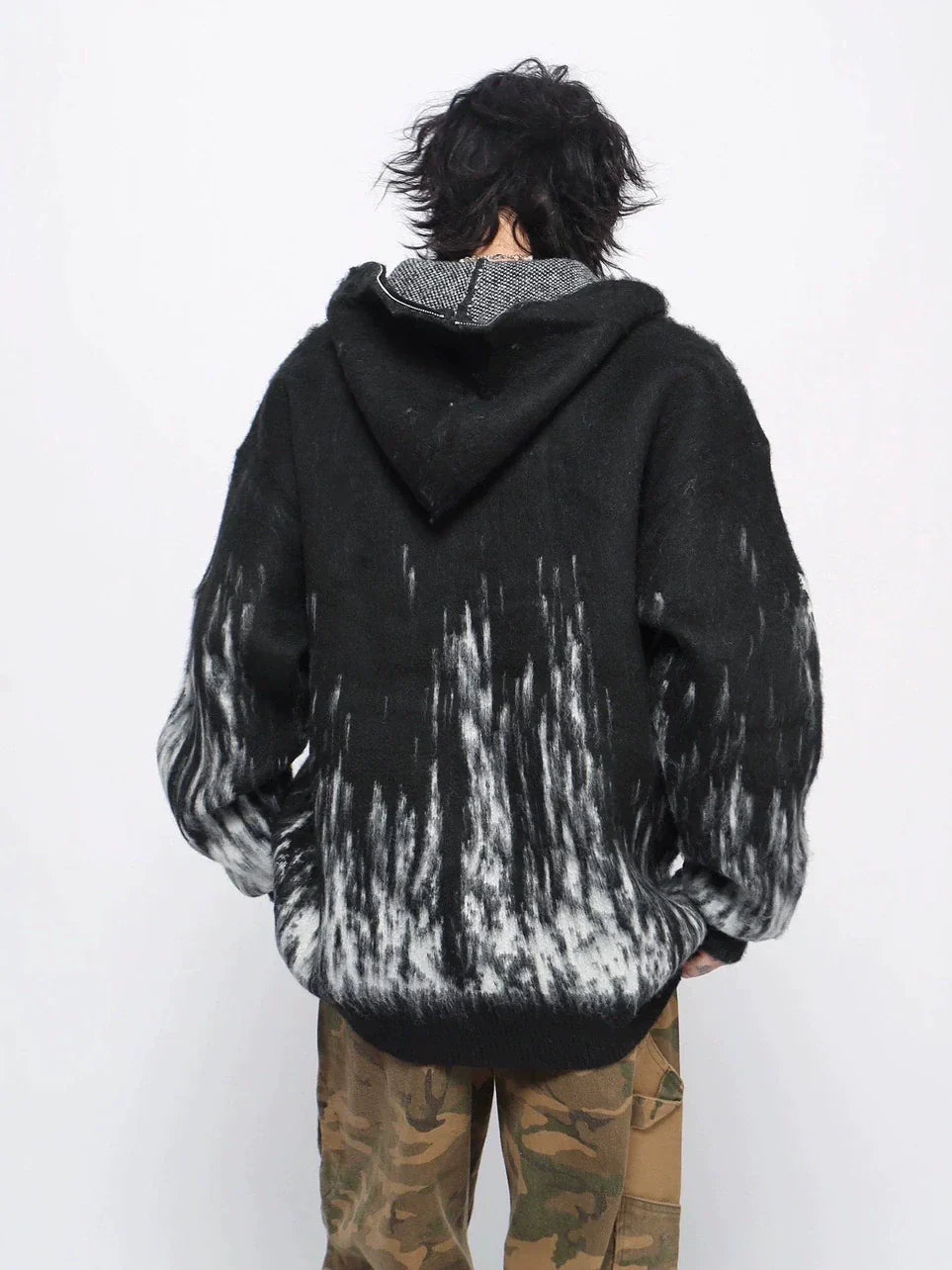 Oversize-Strickjacke mit Kapuze und Zottel