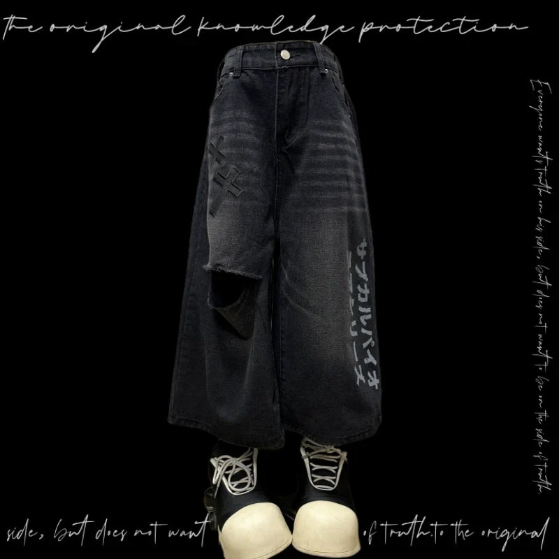 Letter Damage Wide-Leg Straight Half Denim Jeans & Belt & Chain