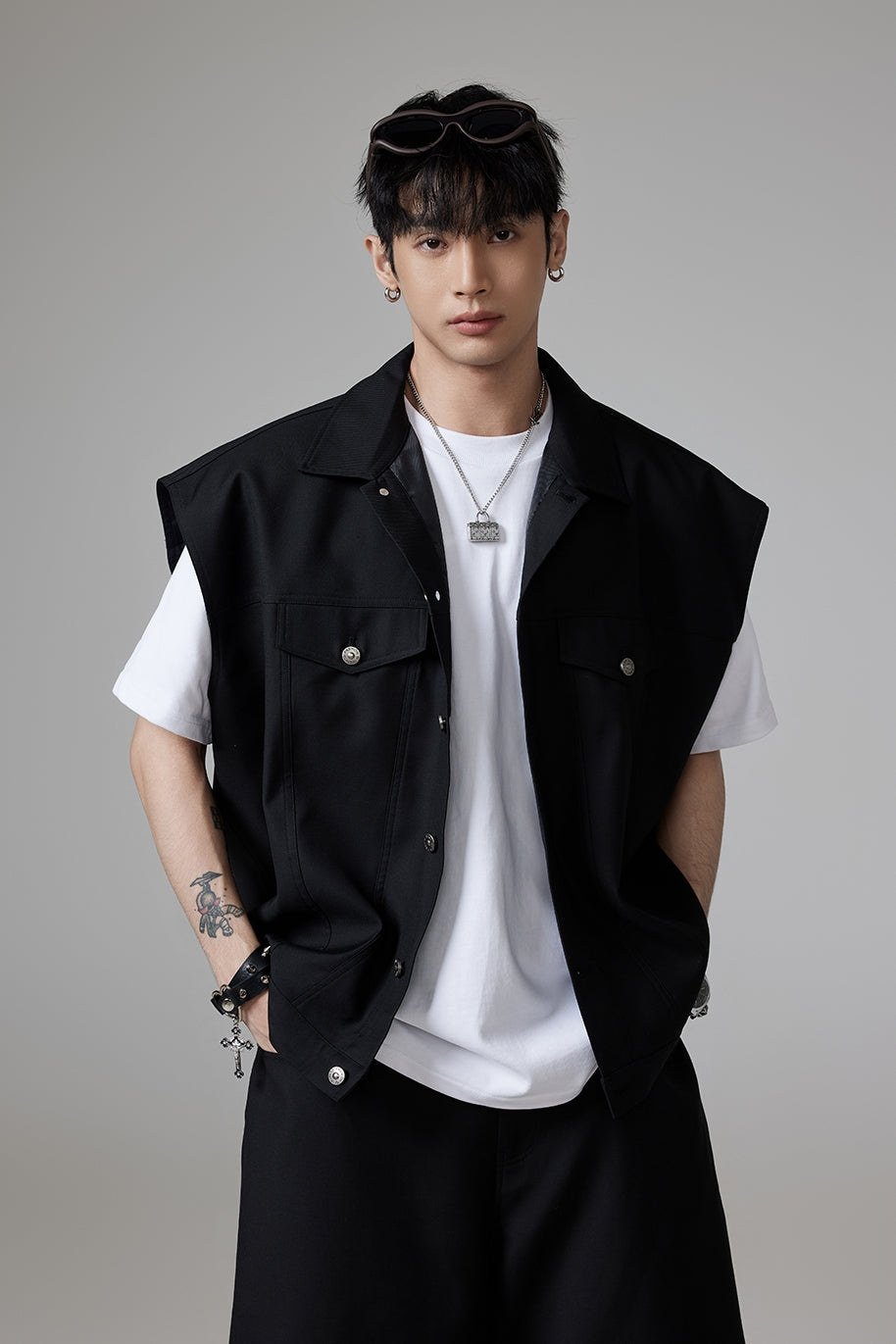 Oversize Vest & Knee-Length Trousers Setup