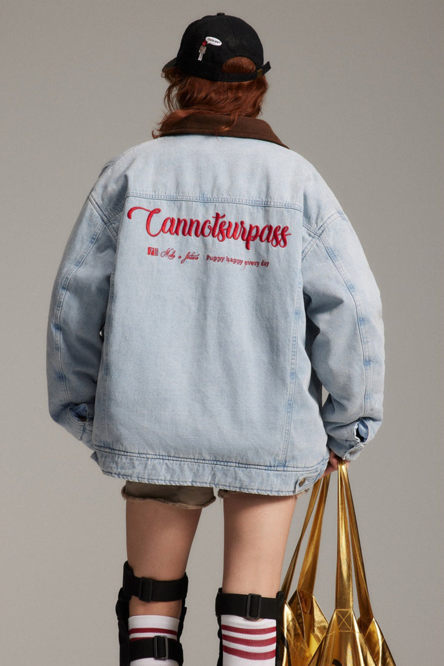 Chaqueta vaquera lavada y desgastada vintage