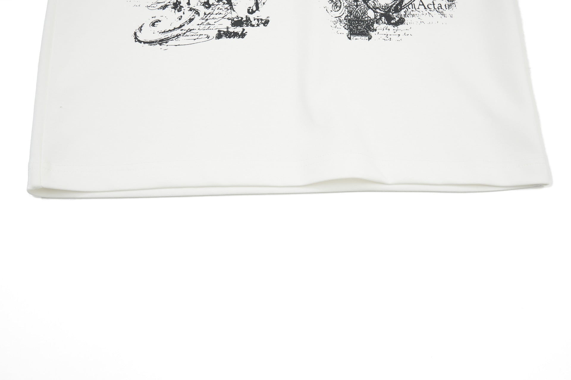 Air Layer Button Art Print Short Sleeve T-Shirt