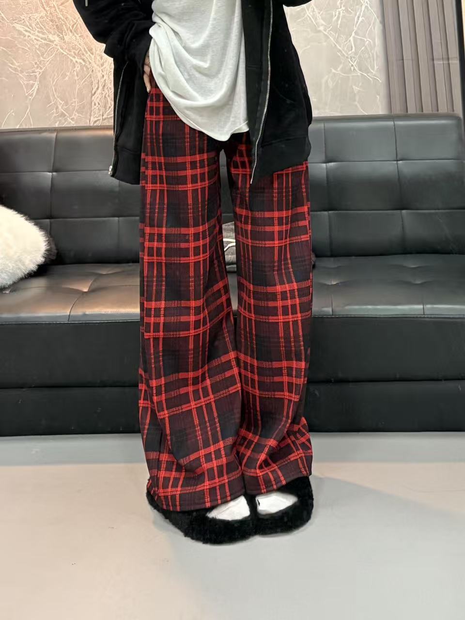 Pantaloni lunghi fino al pavimento aderenti per le vacanze