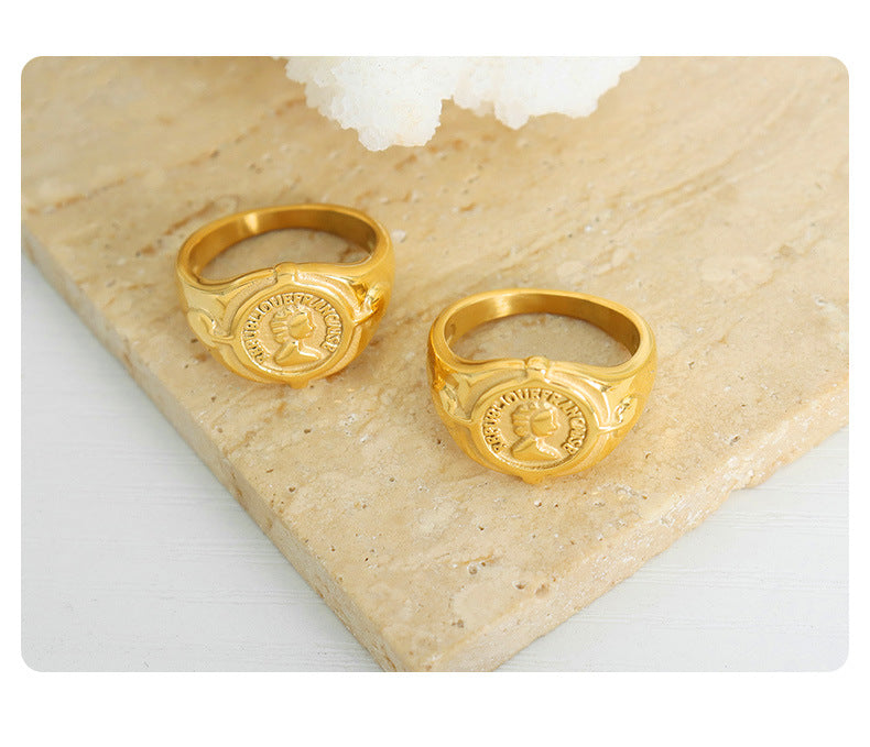 Retro Portrait Design Ring, Gold Tone Coin Ring, Vintage-Inspired Fashion Jewelry, Engraved Profile Statement Piece, Unique Women's Accessory, Popular Choice for Gifting, Best Seller in Antique-Style Rings.