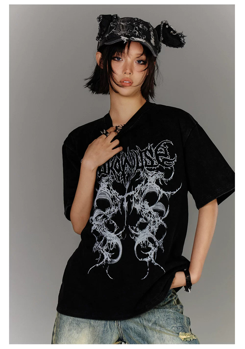 Washed Damage Oversize Short Sleeve T-Shirt & Spiderweb Mesh Long Sleeve Shirt