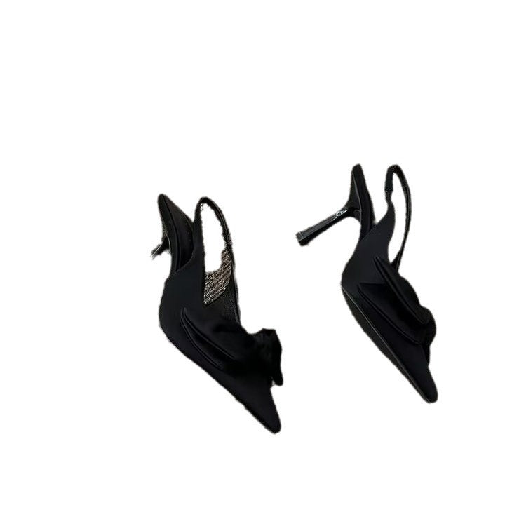Scarpe con tacco alto e fiori francesi
