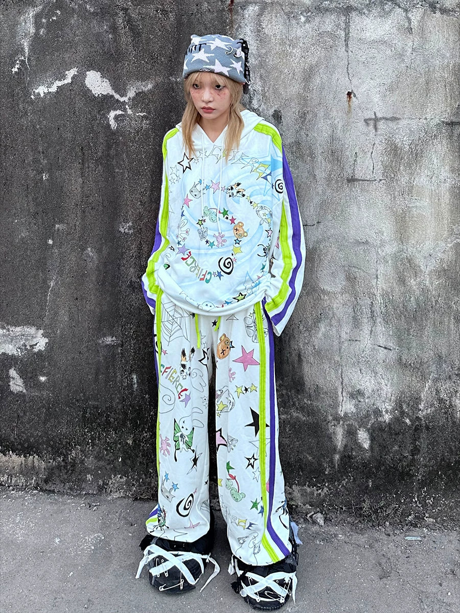 Pantalones de chándal con estampado de grafiti