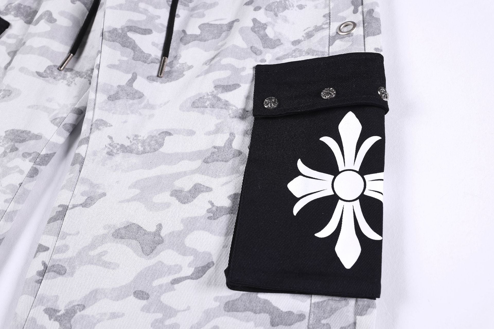 Camouflage Letter Print Cargo Pants