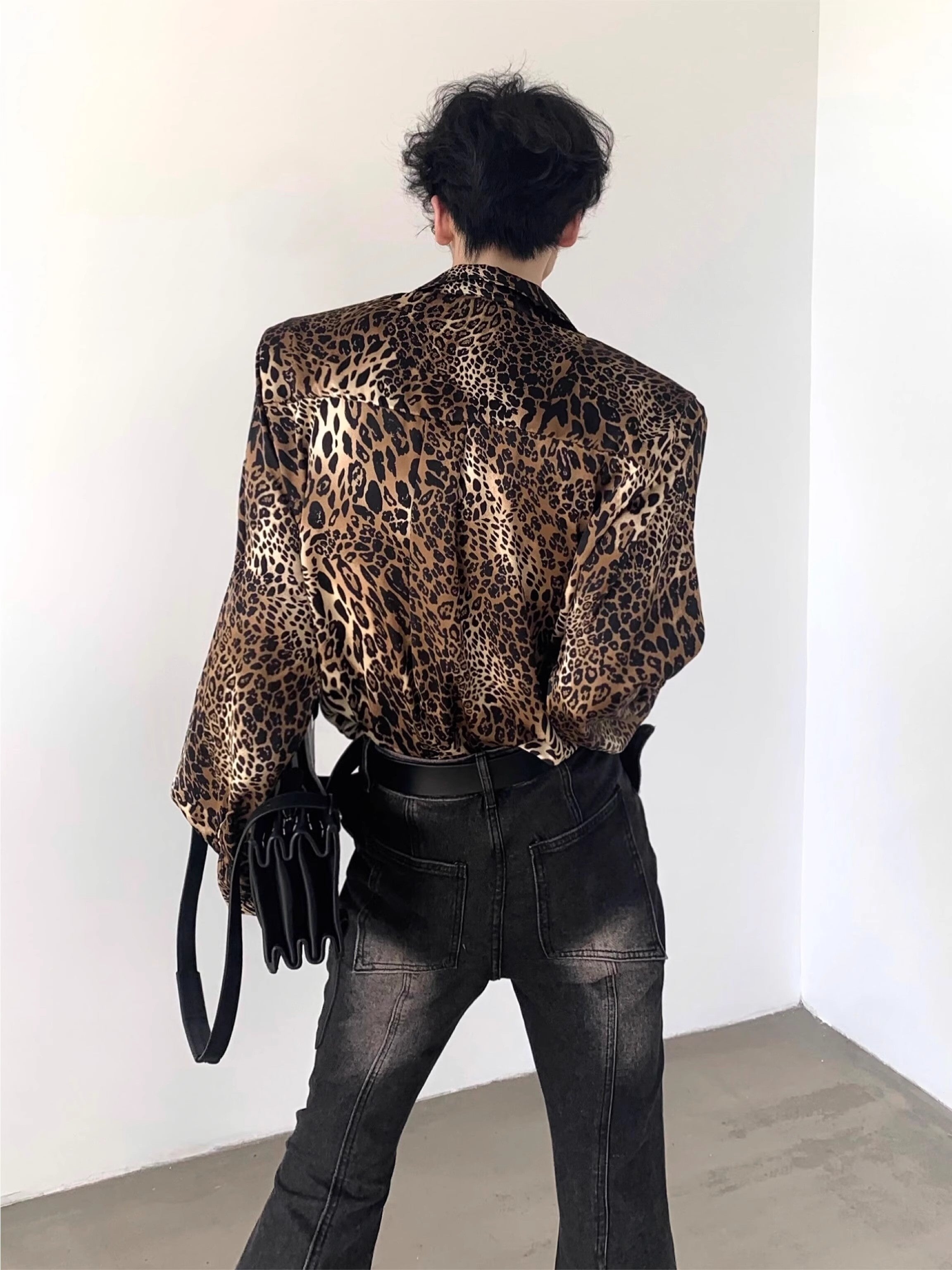 Leopard Print Shoulder Pad Long Sleeve Shirt