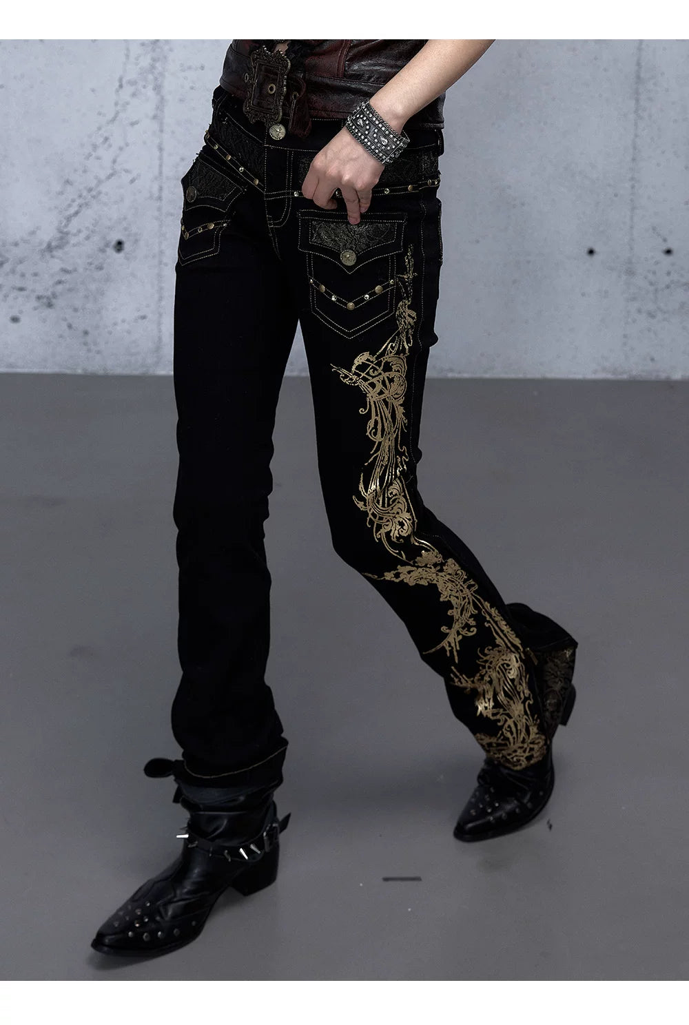 Embroidery Low Rise Straight Denim Jeans