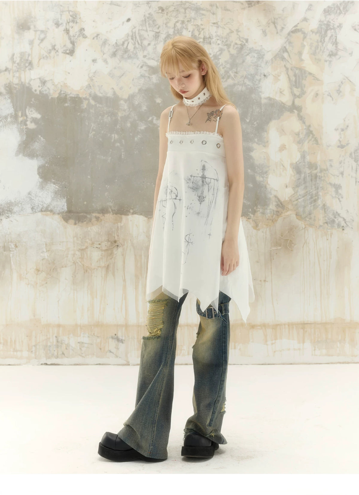 Washed Low-Waist Flare Denim Jeans & Short Skirt