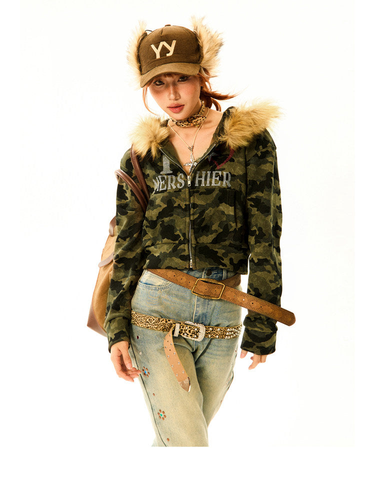 Camouflage Fake Fur Trim Star Patch Zipper Hooded Jacket