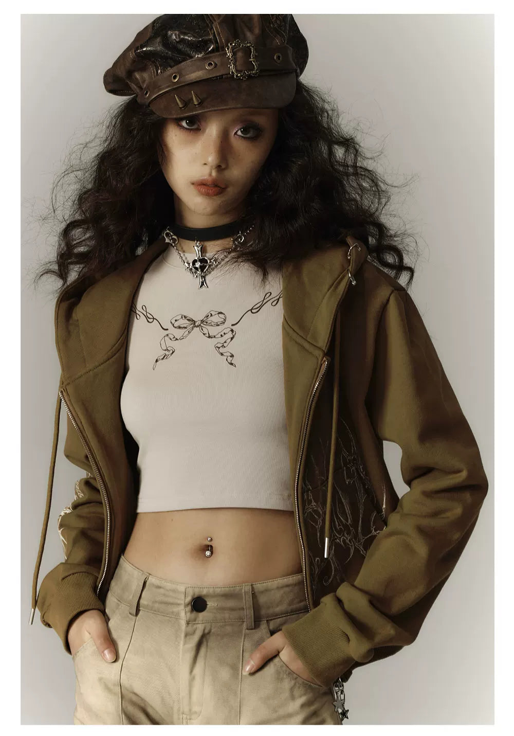 Cropped Graphic Print Zipper Hoodie