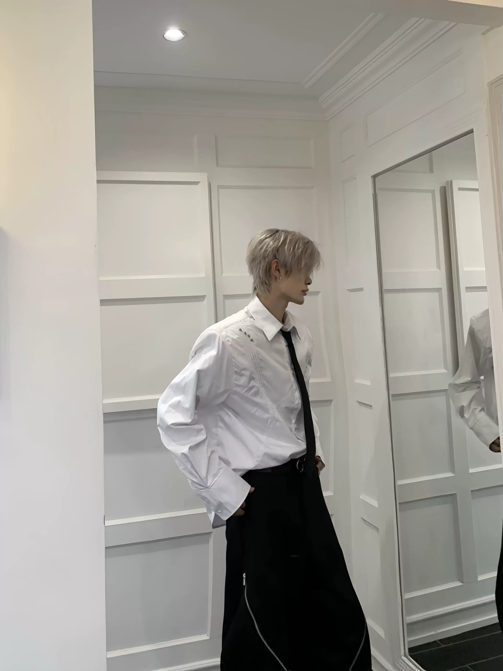 Metal Studs Shoulder-Pad Pleats Long Sleeve Shirt & Tie