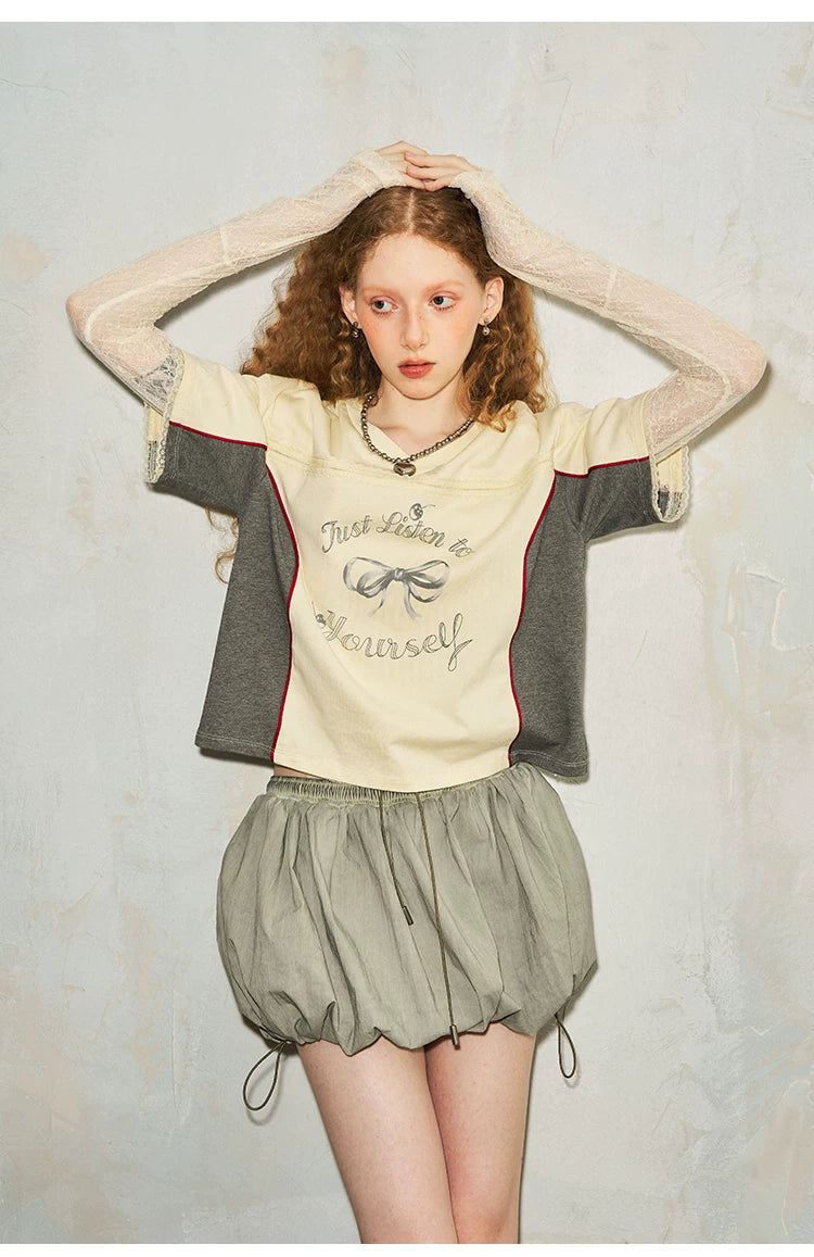Bow Print V-Neck Short Sleeved T-Shirt