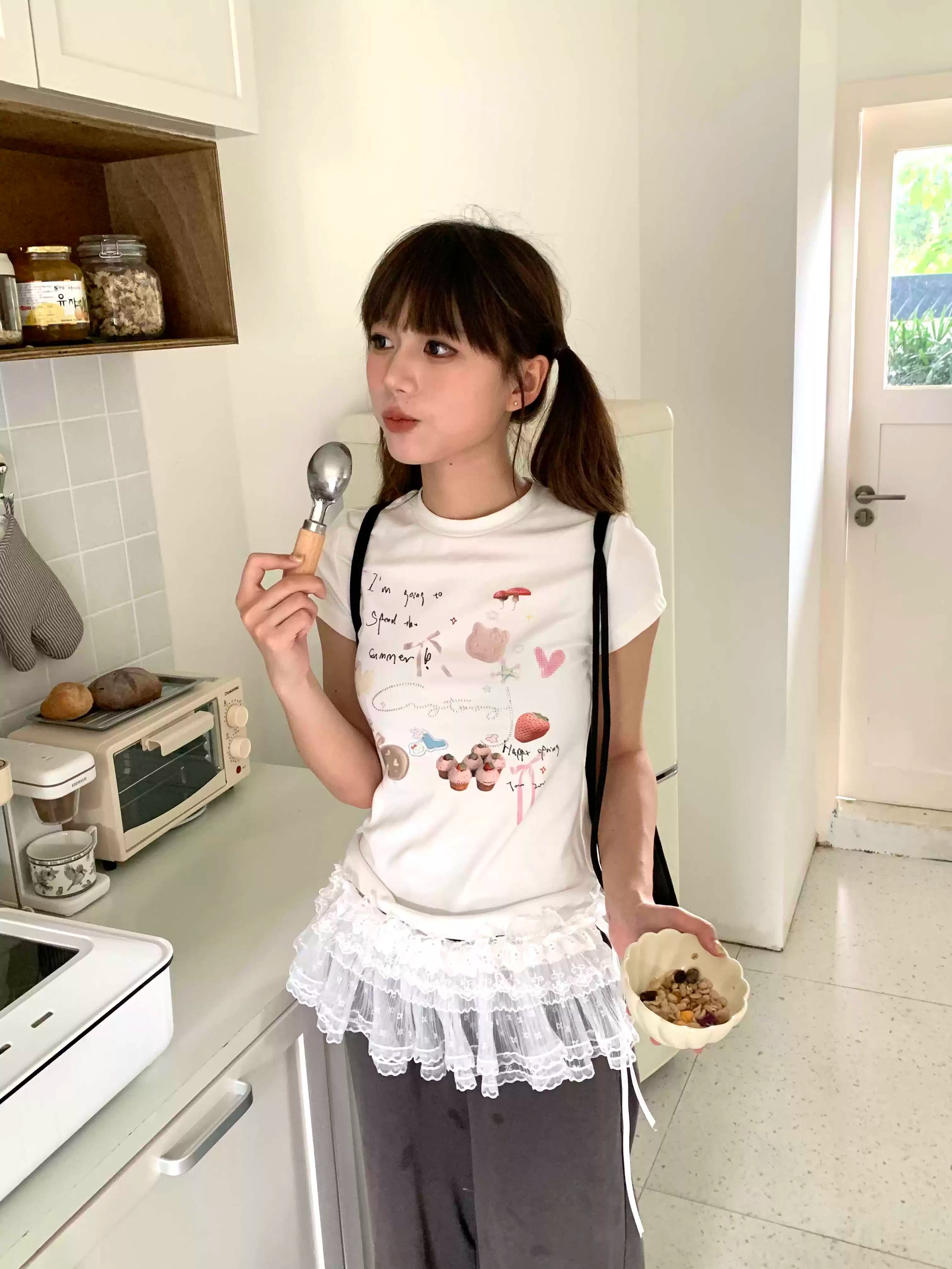 Graphic Rhinestone Short Sleeve T-Shirt