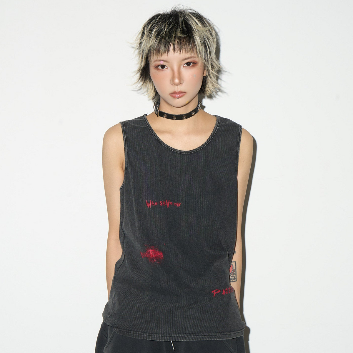 Letter Graffiti Round Neck Sleeveless Tank Top