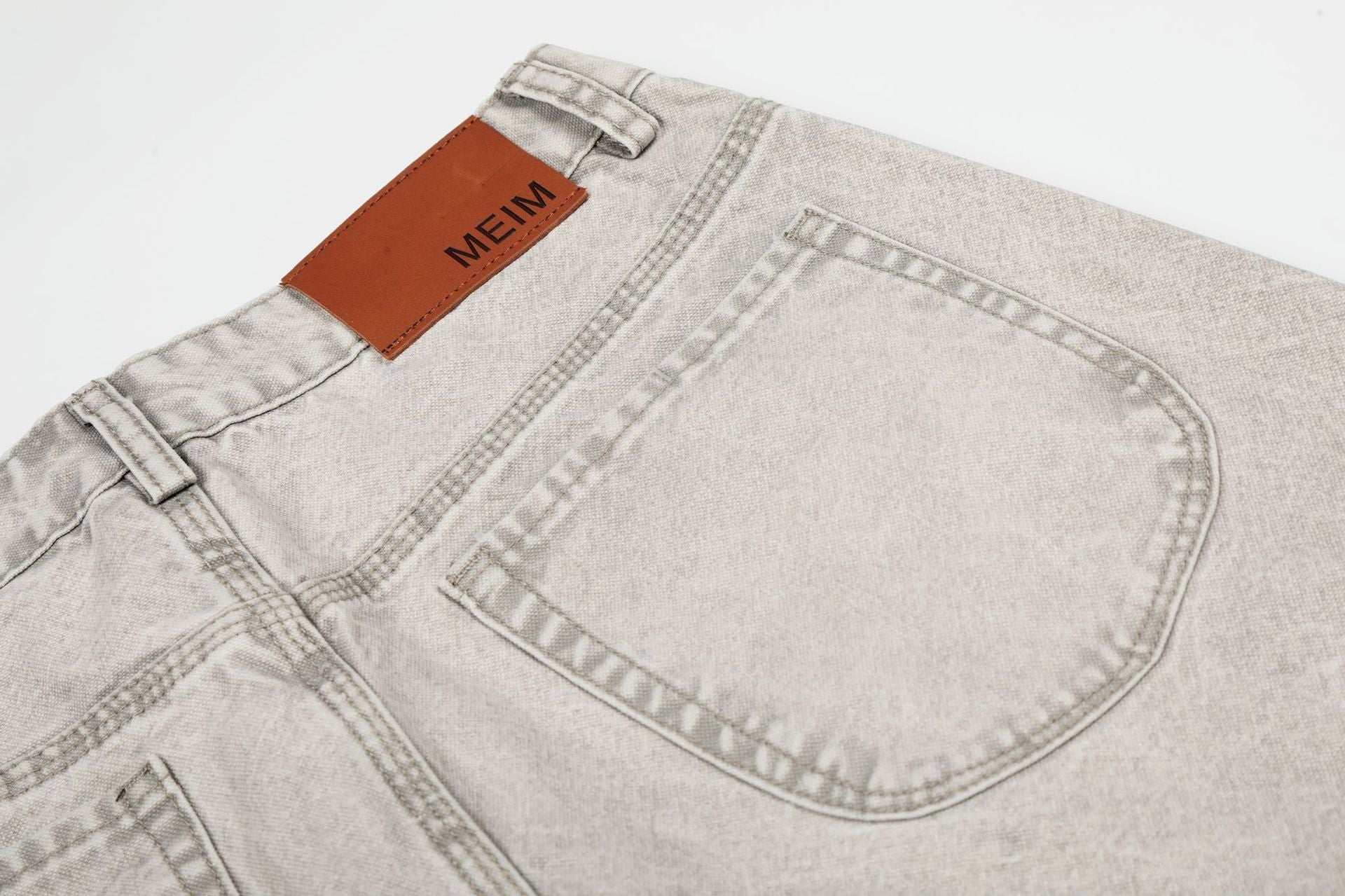 Patch Pocket Washed Wide Leg Denim Jeans