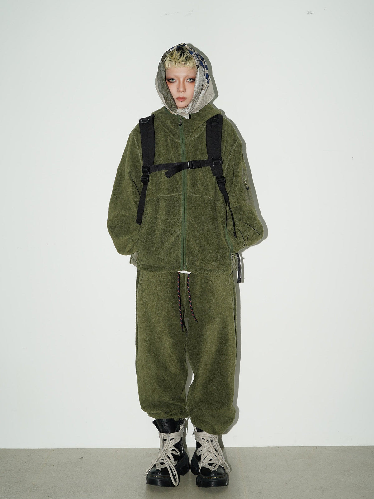 Fleece Zipper Hoodie & Drawstring Sweat Pants Setup