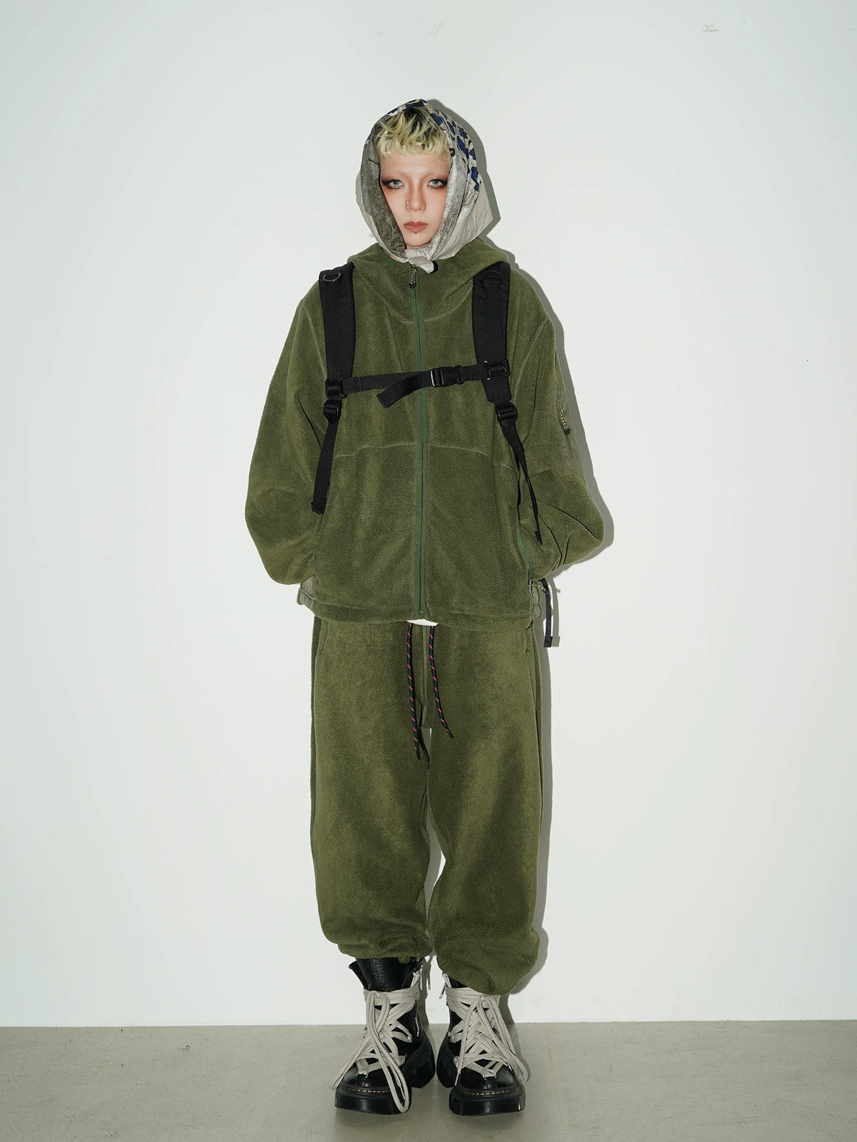 Fleece Zipper Hoodie & Drawstring Sweat Pants Setup