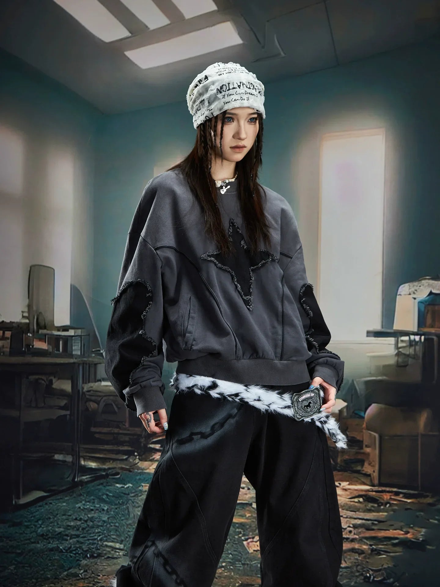 Deconstructed Patchwork Star Raw Hem Oversize Sweatshirt