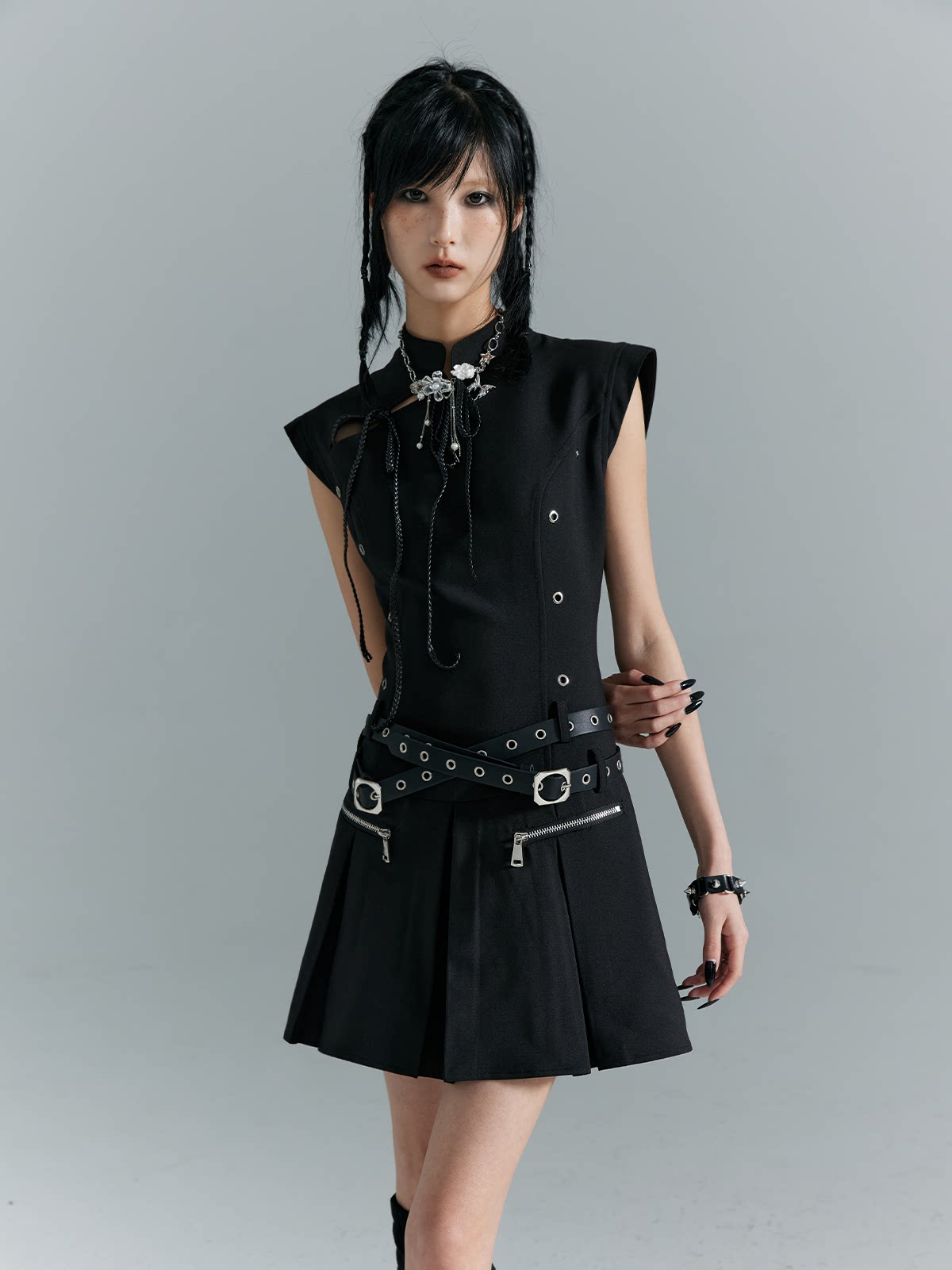 Cutout Pleats Qipao Sleeveless Dress With Belt