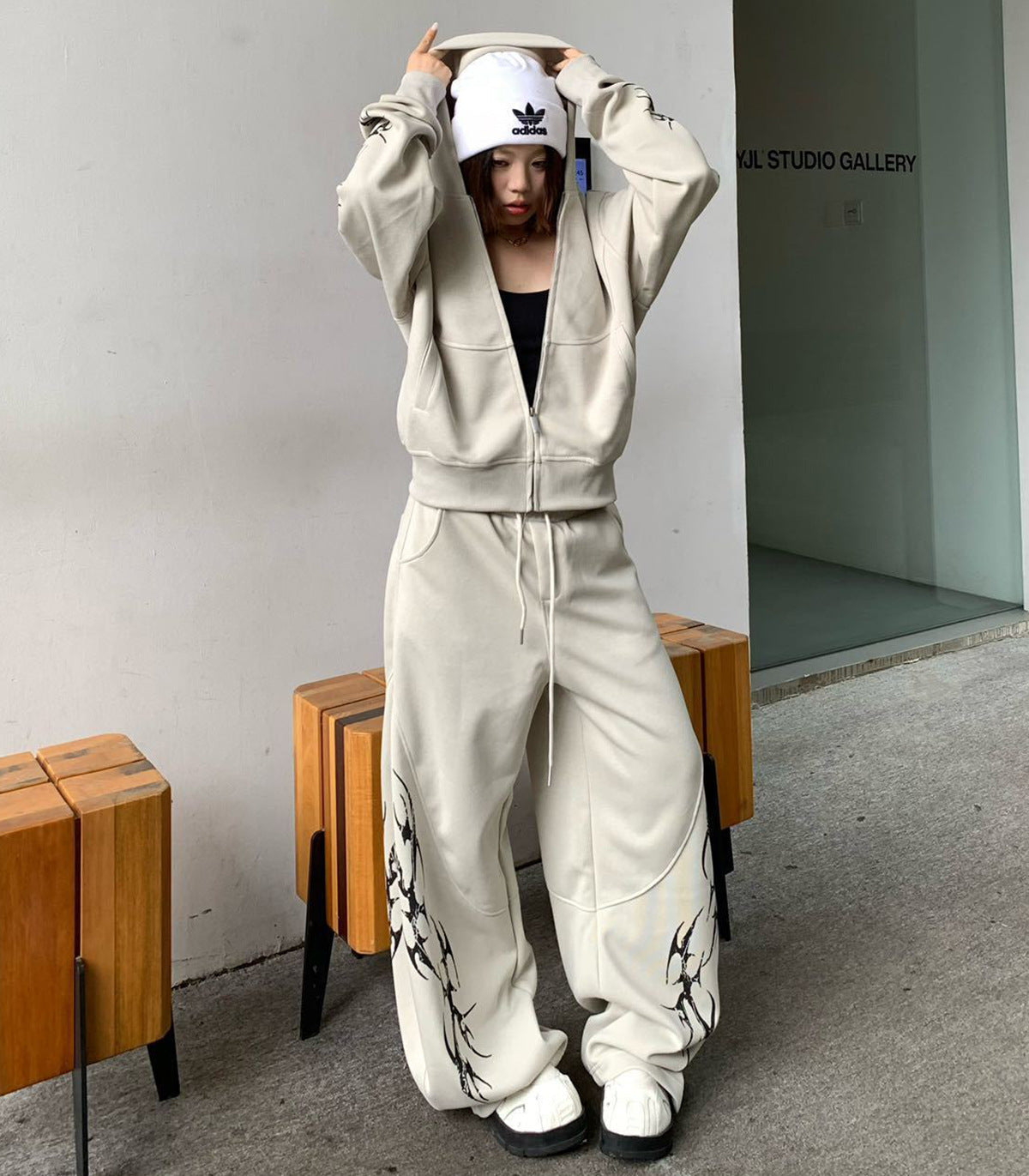 Thorn Print Zipper Hoodie & Thorn Print Wide Leg Sweatpants Setup