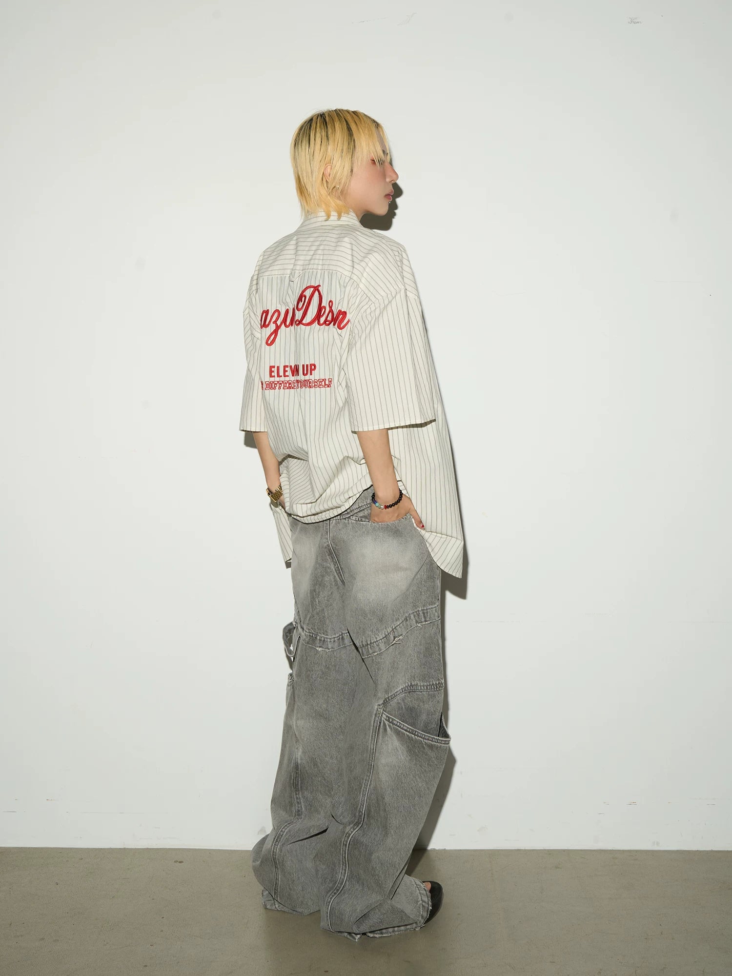 Washed Panel Cargo Pocket Wide Leg Denim Jeans