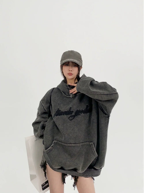 Moletom Oversized Unissex com Bordado de Logo - Preto / M