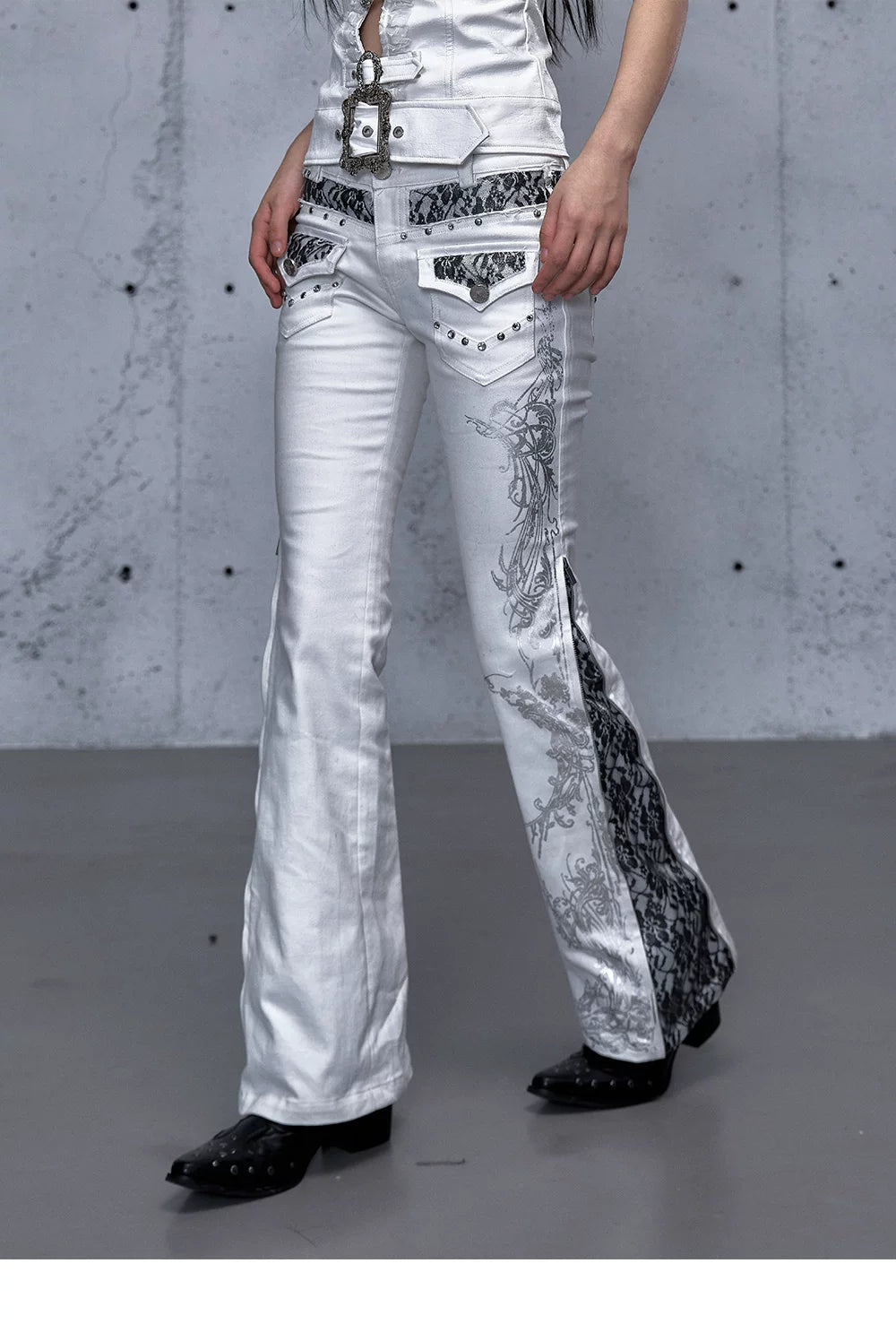 Embroidery Low Rise Straight Denim Jeans