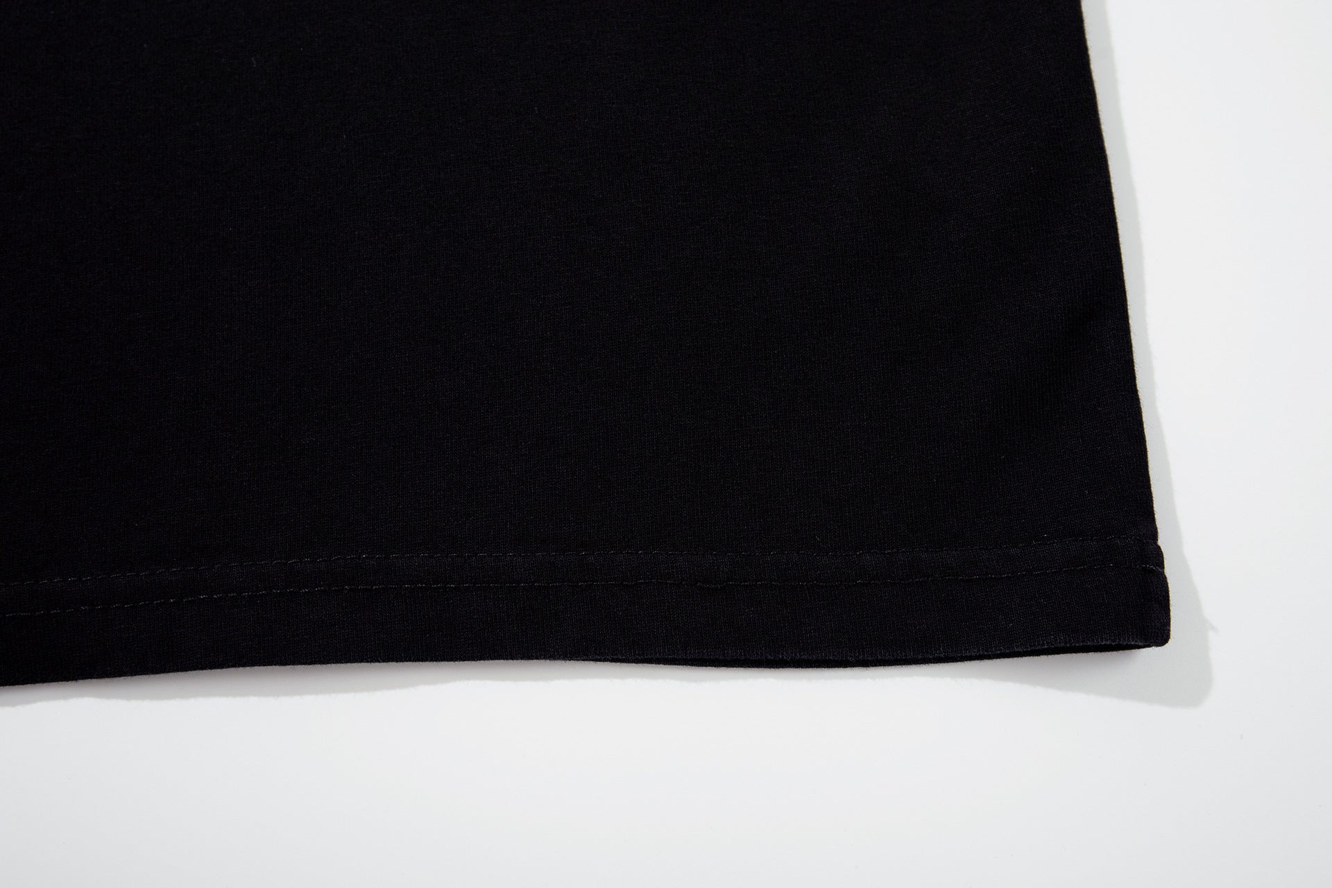 Graphic Print Pocket Design Short Sleeve T-Shirt