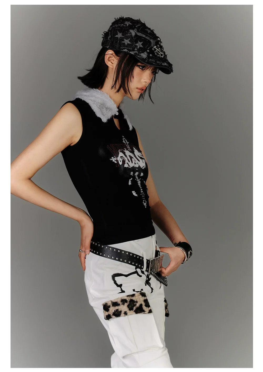 Fake Fur Collar Ribbed Graphic Print Sleeveless T-Shirt
