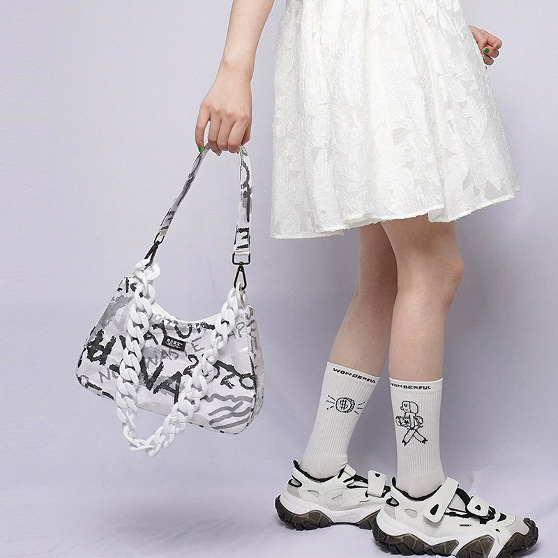 Graphic Design Chain Shoulder Bag