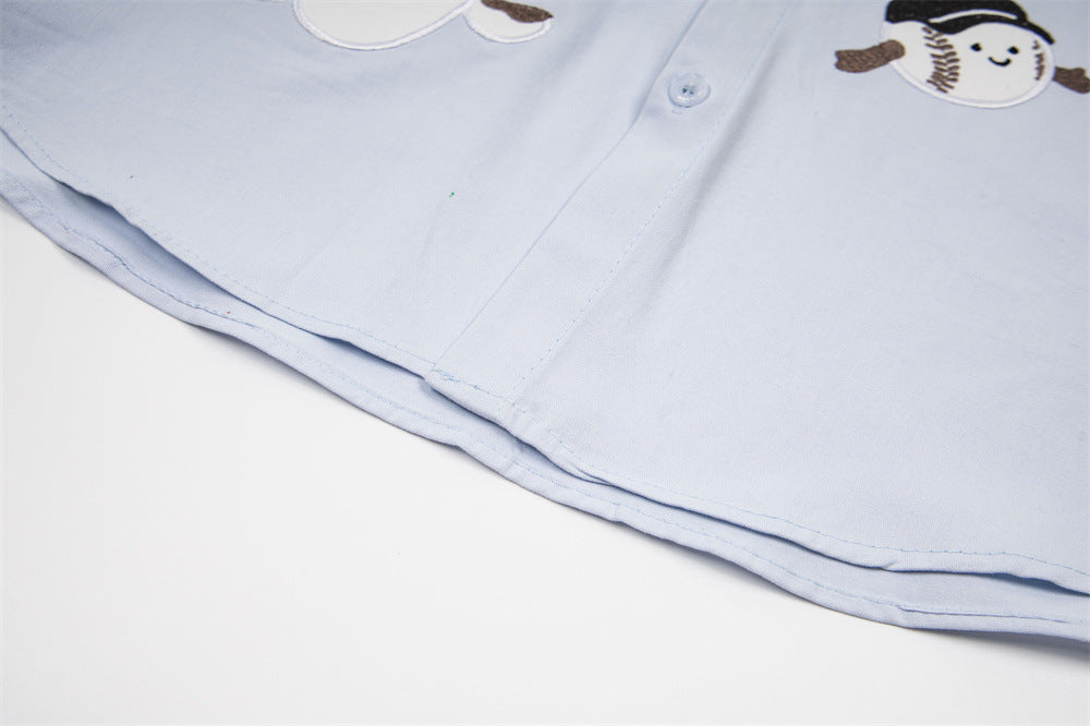 Oversize-Button-up-Hemd im Cartoon-Vibe