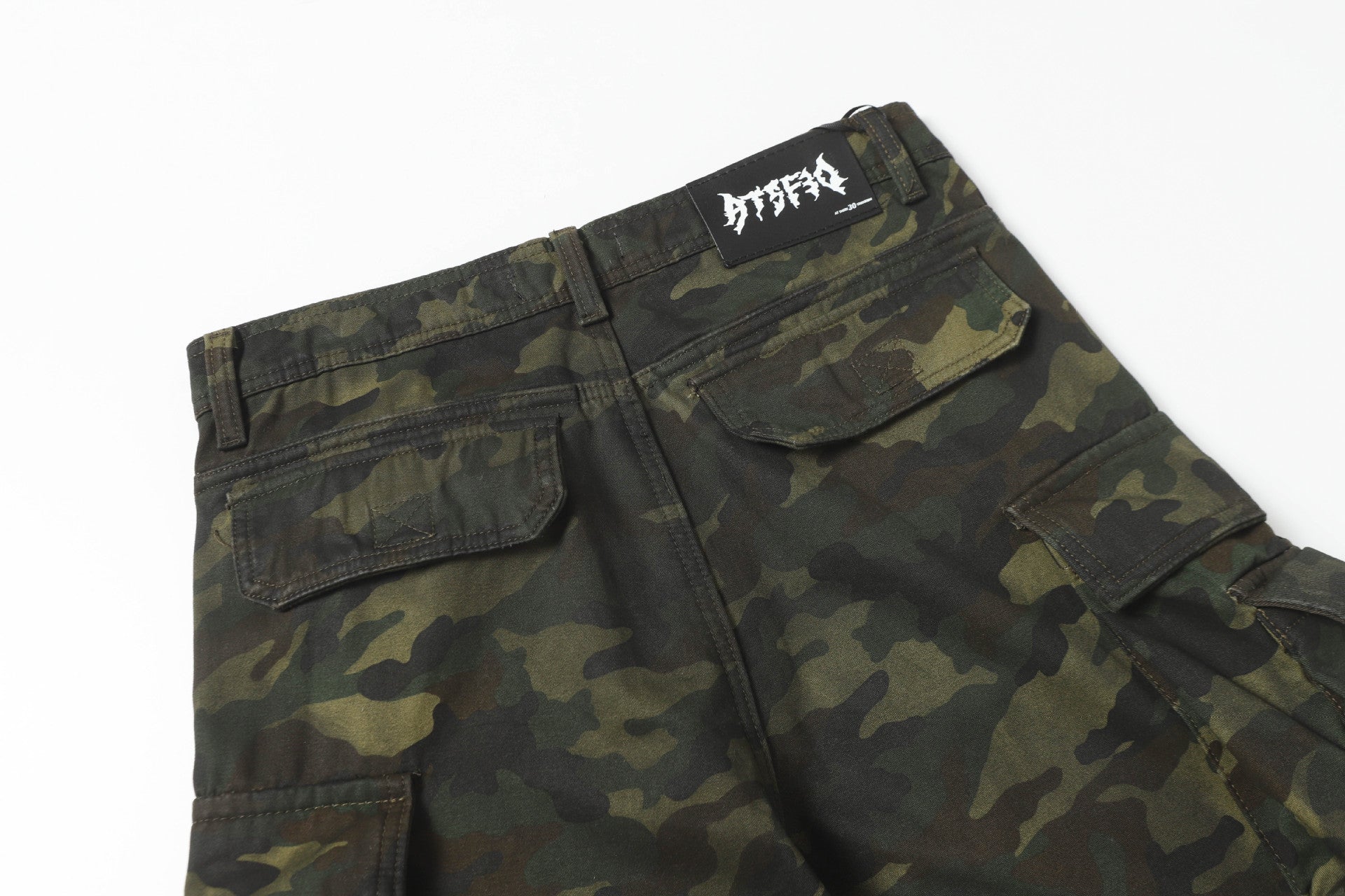 Camouflage Cargo Wide-Leg Short