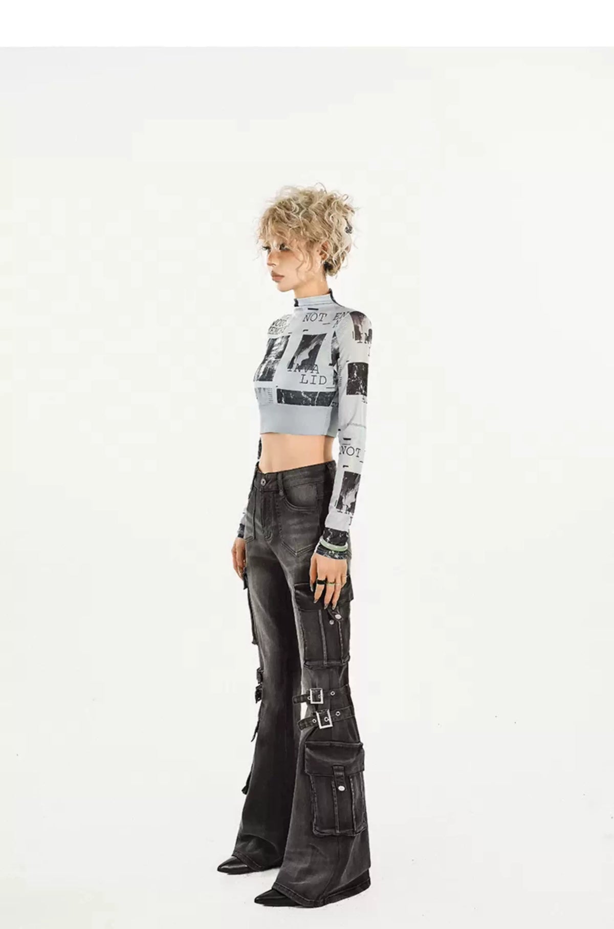 Utility Heavy Craft Slimming Flare Cargo Denim Jeans