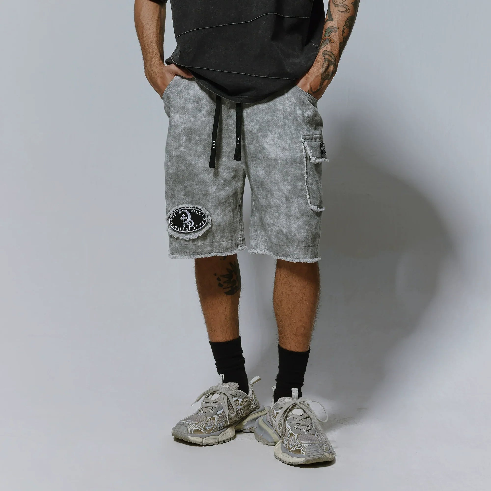 Embroidery Patch Wide Leg Cargo Short