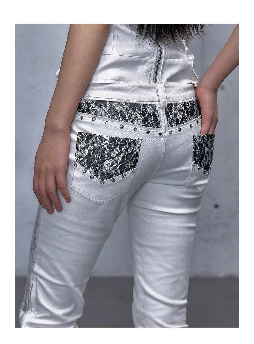 Embroidery Low Rise Straight Denim Jeans