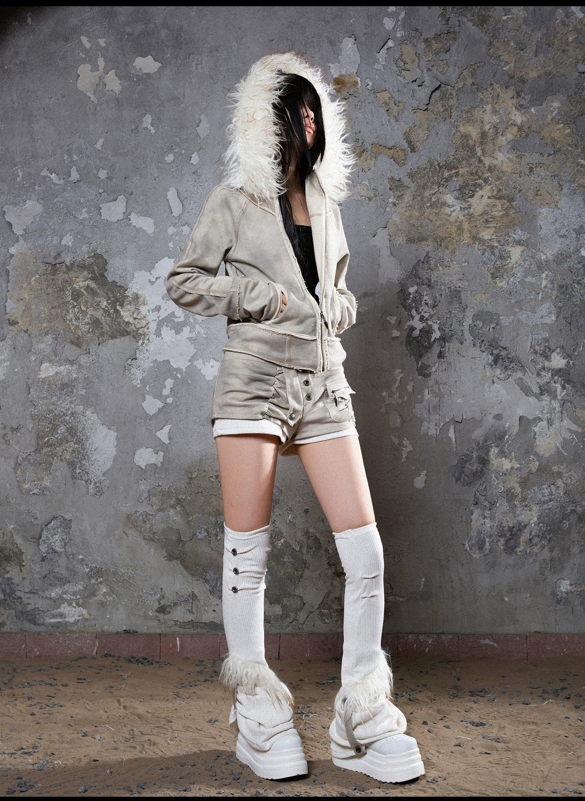 Fake Fur Collar Distressed Short Jacket